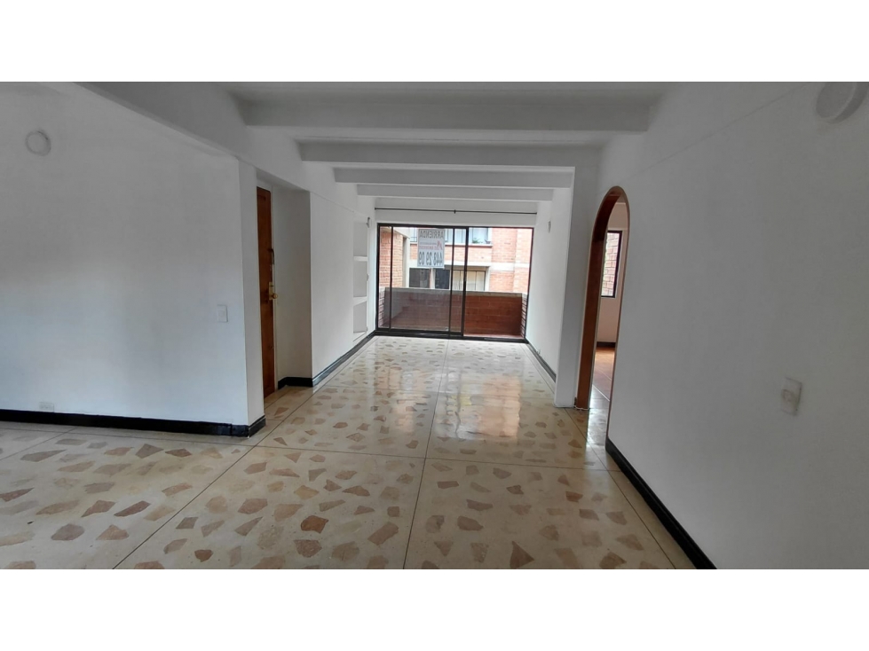 APARTAMENTO EN ARRIENDO SECTOR LA MOTA — foto 3