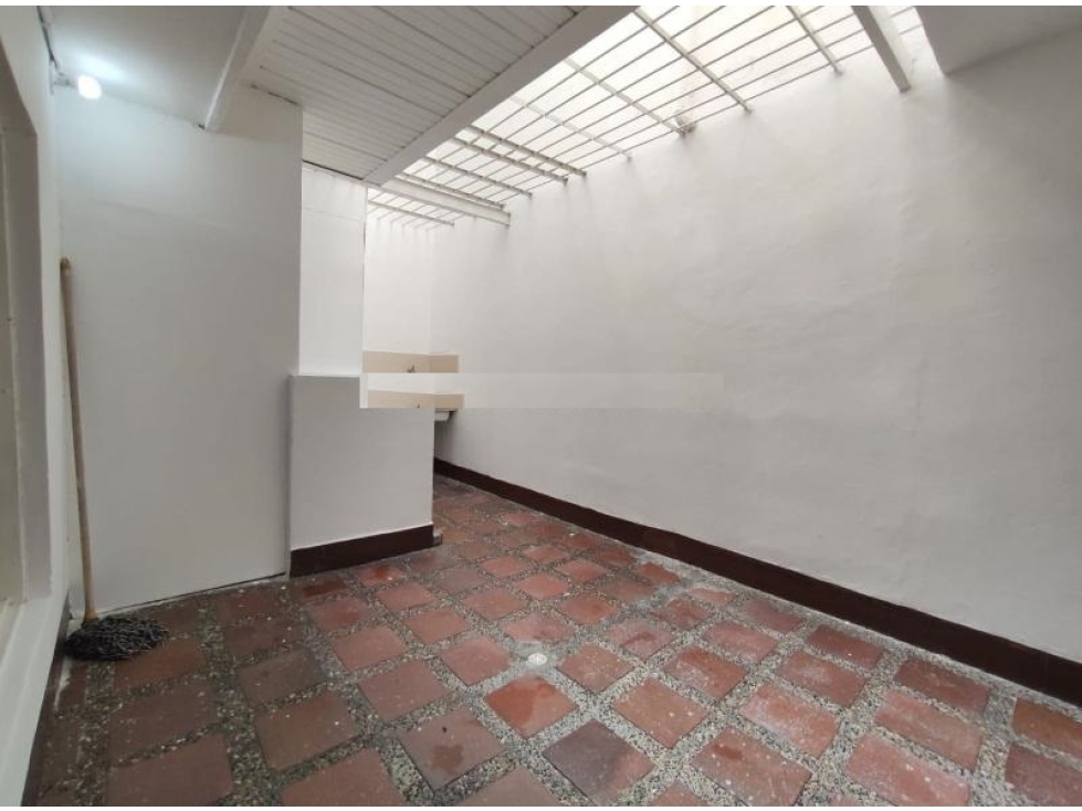 APARTAMENTO EN ARRIENDO EN SANTA MONICA — foto 6