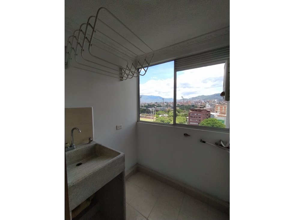 APARTAESTUDIO EN ARRIENDO SECTOR ESTADIO — foto 4