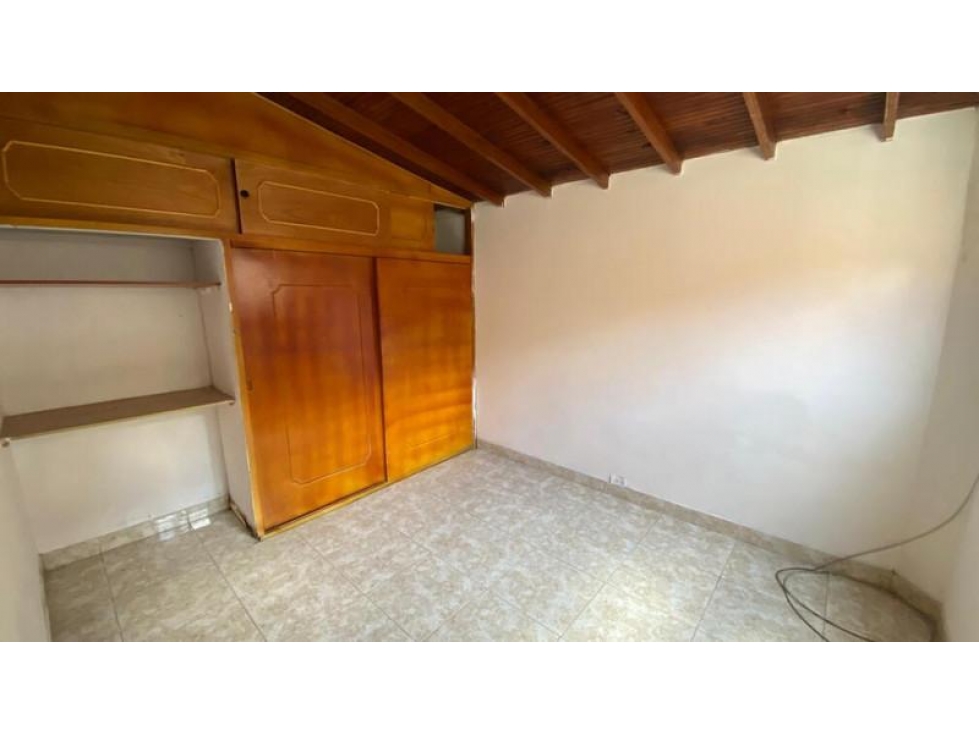 APARTAMENTO EN ARRIENDO SECTOR SANTA TERESITA — foto 4