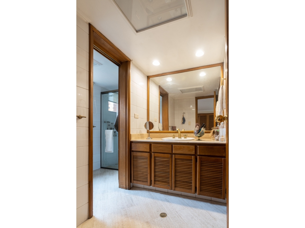 APARTAMENTO EN ARRIENDO SECTOR POBLADO — foto 5