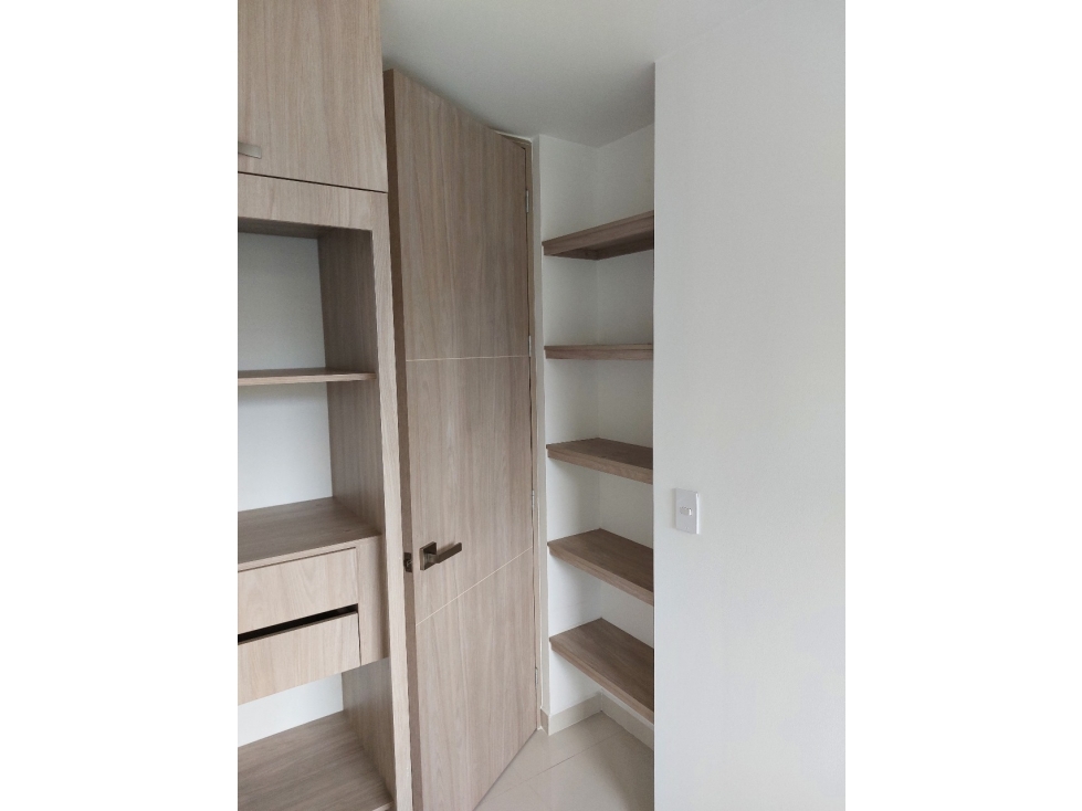 APARTAMENTO EN VENTA SECTOR MAYORCA — foto 5