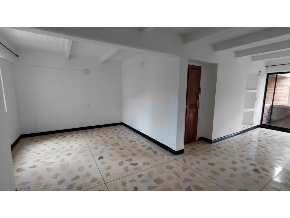 APARTAMENTO EN ARRIENDO SECTOR LA MOTA — foto 2