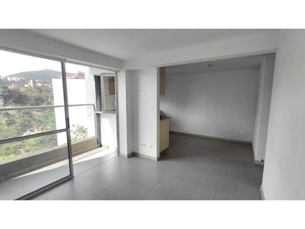APARTAMENTO EN ARRIENDO SECTOR LOMA DE LOS BERNAL — foto 5