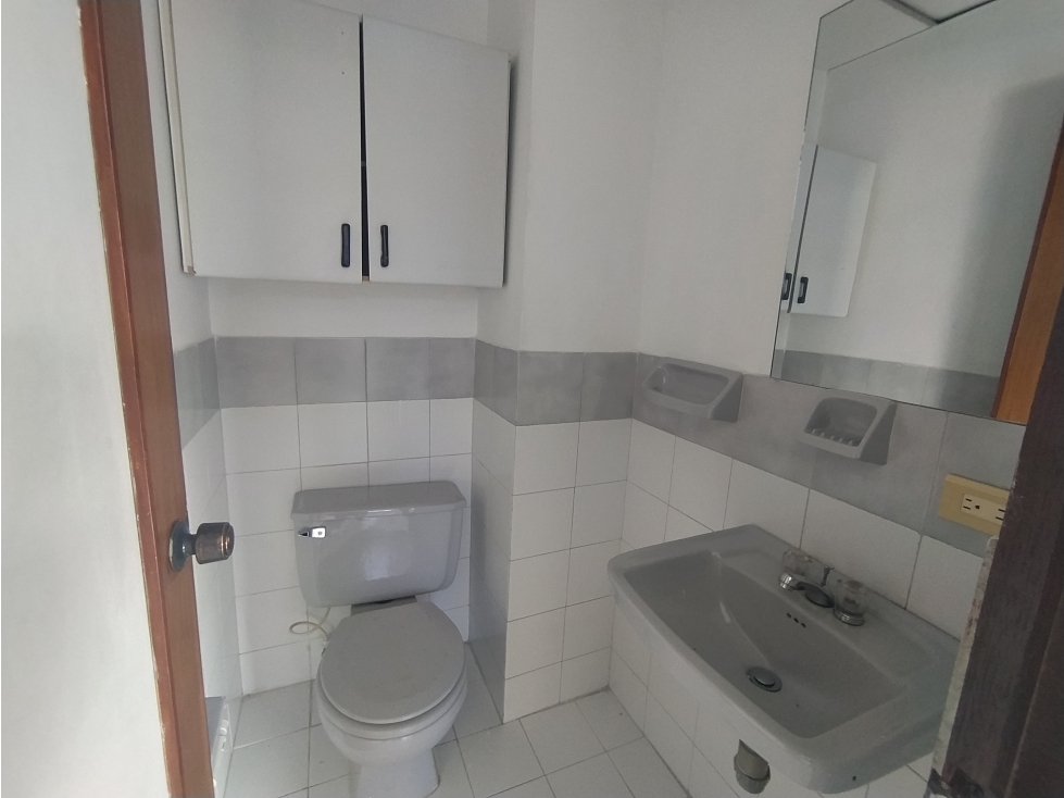 OFICINA EN ARRIENDO SECTOR LAURELES — foto 6