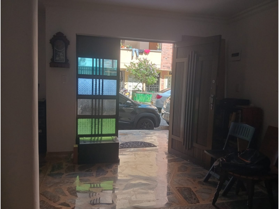 APARTAMENTO EN ARRIENDO SECTOR SABANETA — foto 5