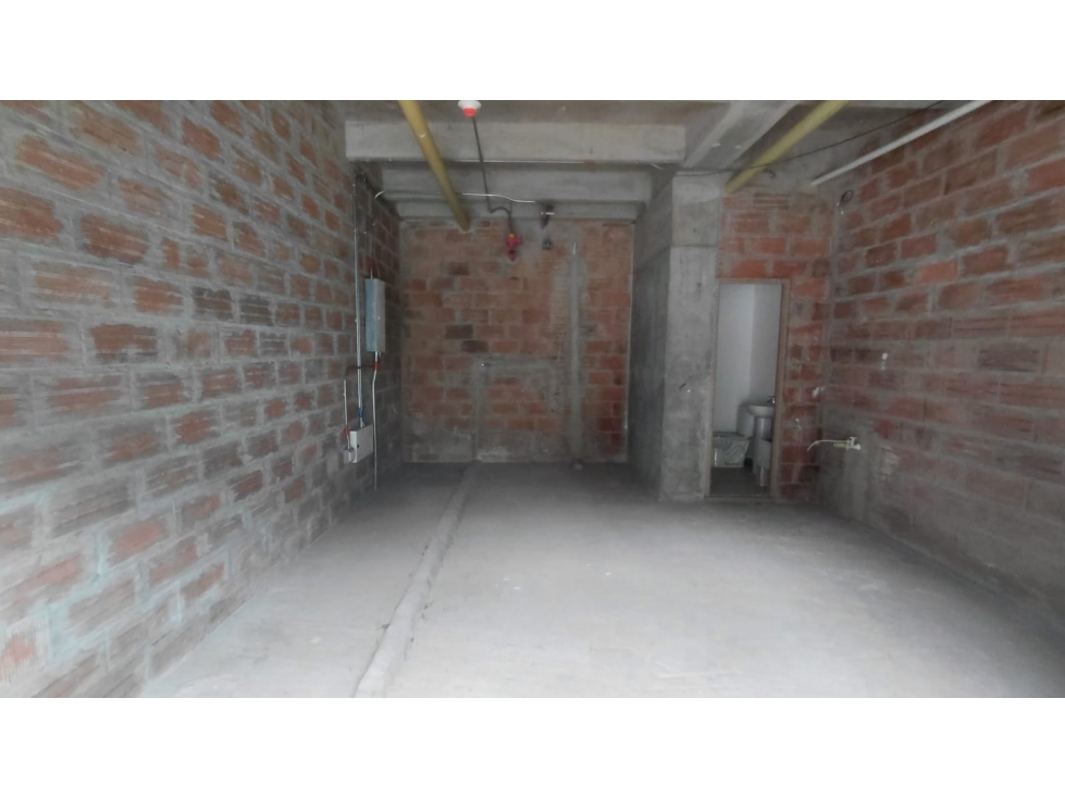 LOCAL EN ARRIENDO SECTOR PARQUE BELEN - 4