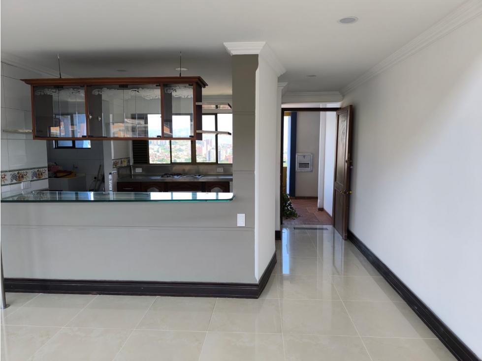 PENTHOUSE EN VENTA SECTOR LOMA DE LOS BERNAL — foto 4