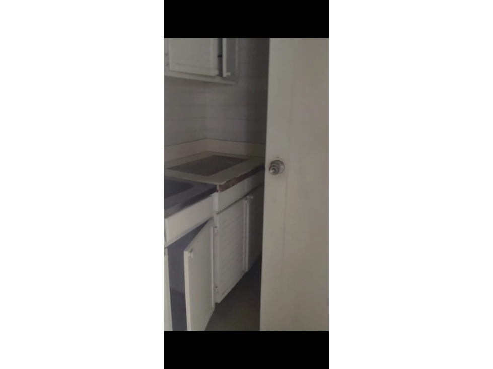 LOCAL COMERCIAL EN ARRIENDO — foto 6