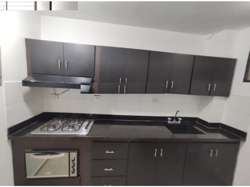 APARTAMENTO EN ARRIENDO EN SANTA MONICA — foto 2