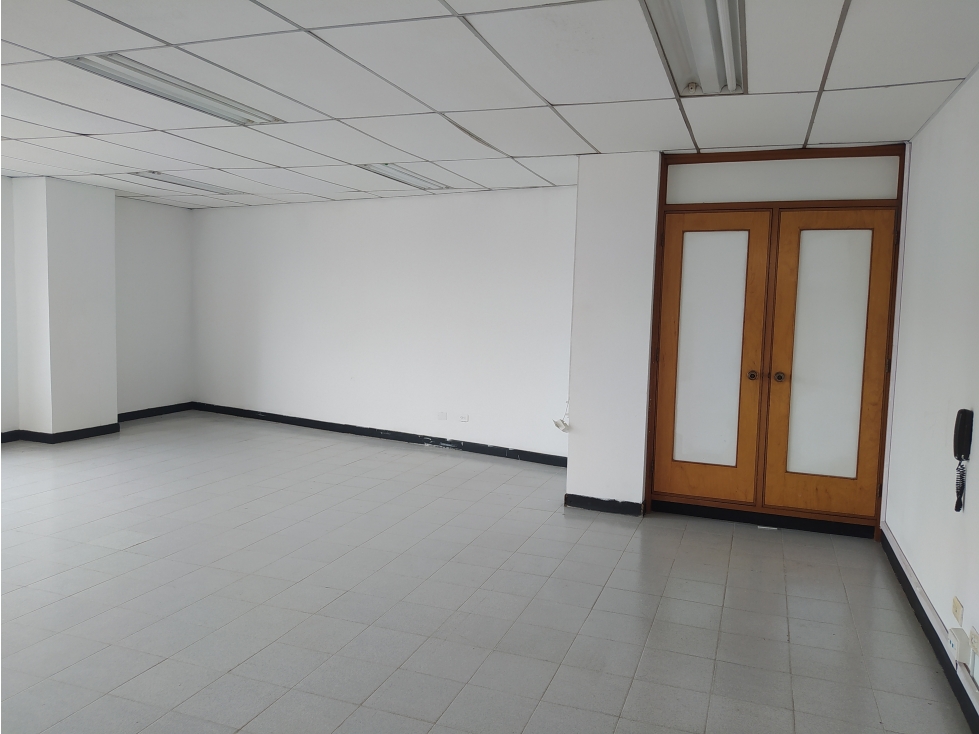 OFICINA EN ARRIENDO SECTOR LAURELES — foto 6