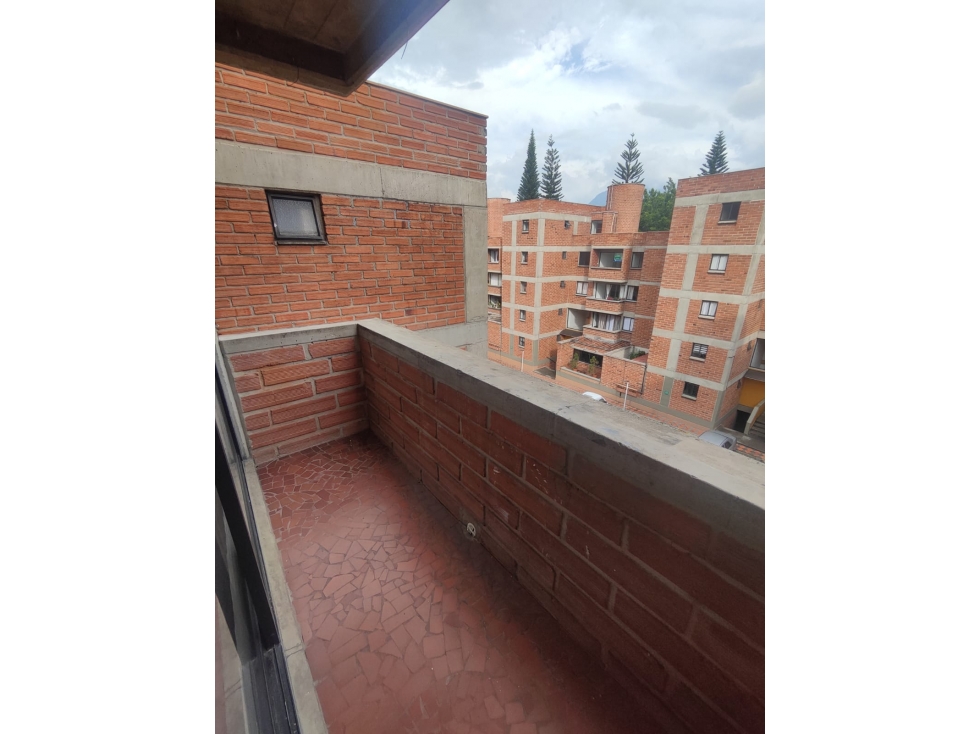 se vende apartamento en excelente ubicación