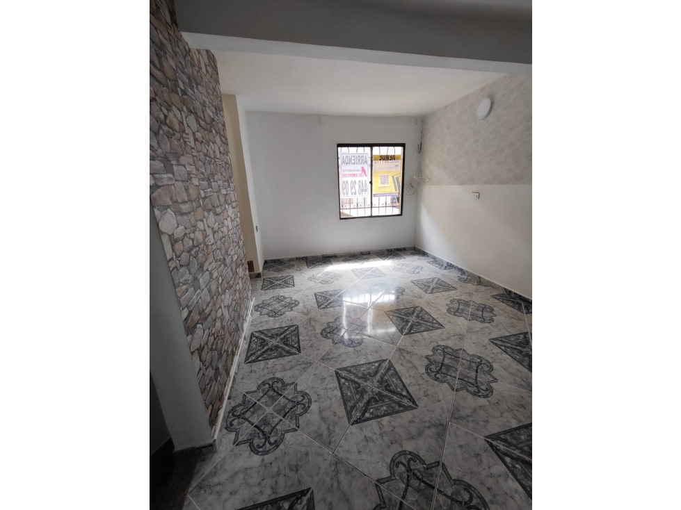 CASA PARA EL ARRIENDO EN EXCELENTE SECTOR DE BELLO - 3