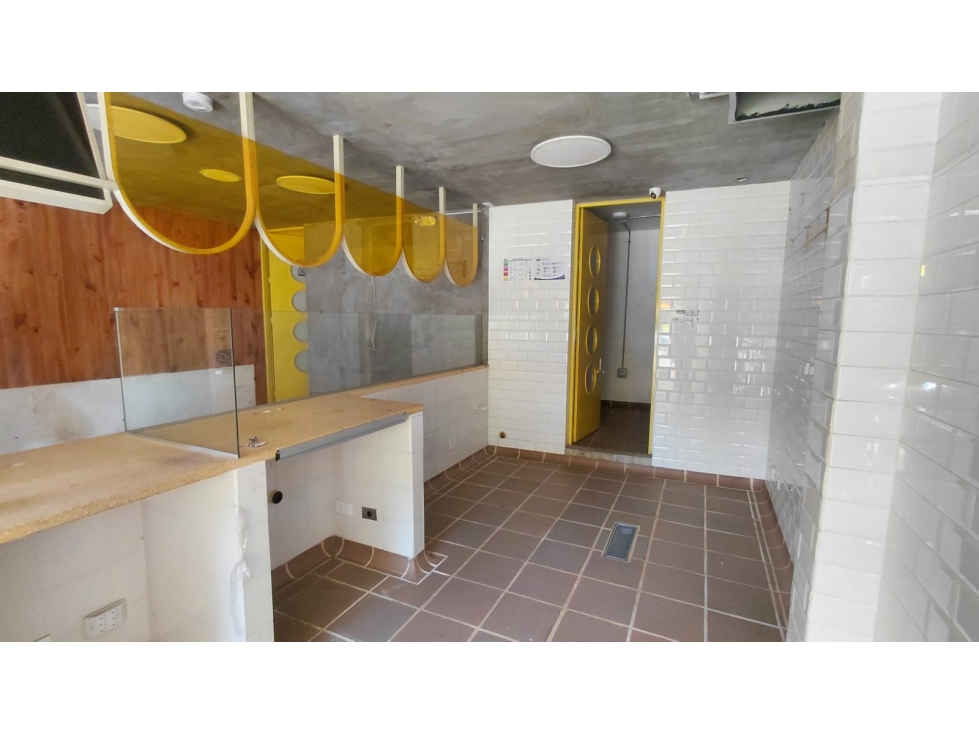 LOCAL EN ARRIENDO SECTOR LAURELES — foto 6