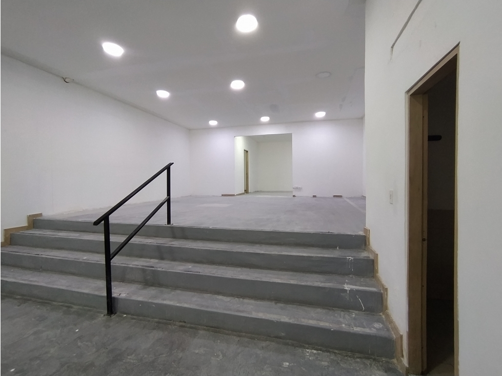 LOCAL EN ARRIENDO SECTOR BELEN LA MOTA