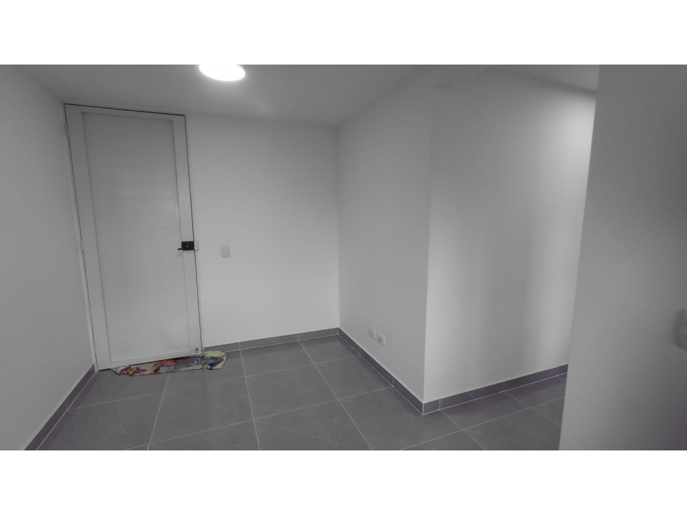 APARTAMENTO EN ARRIENDO SECTORLOMA DE LOS BERNAL — foto 4