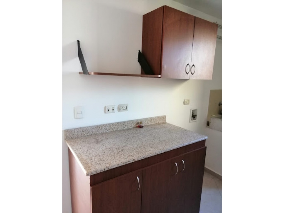 APARTAMENTO EN VENTA SECTOR LA MOTA — foto 2