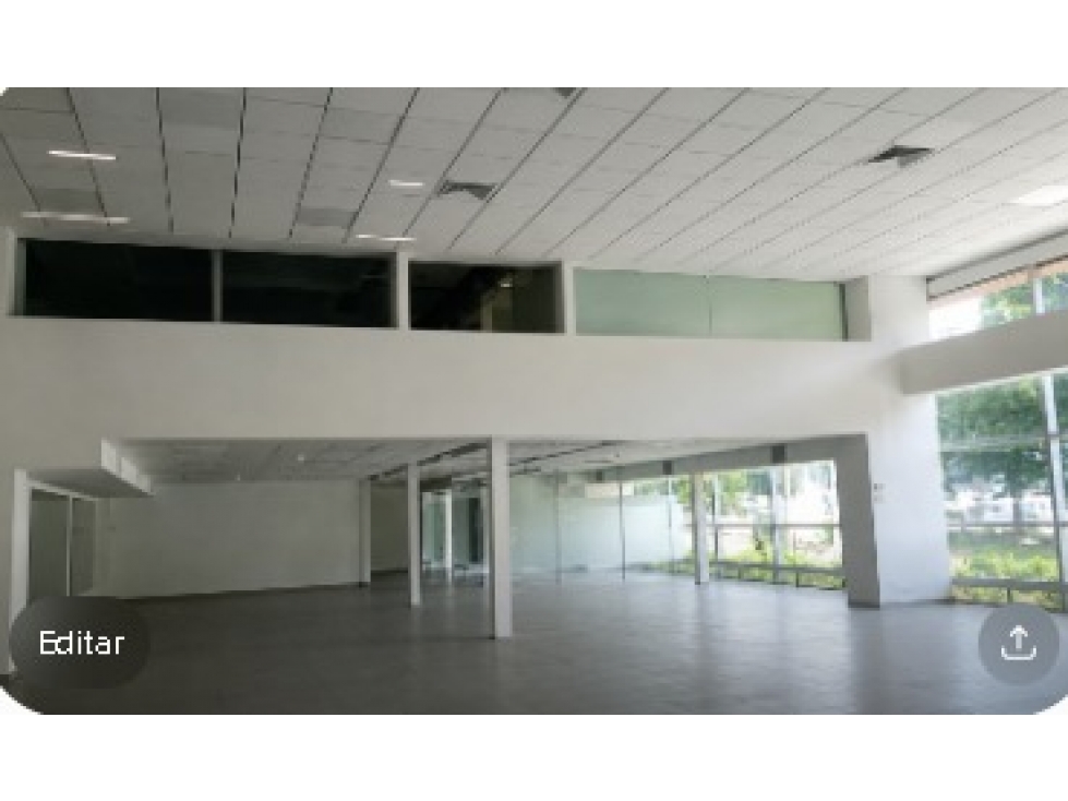 LOCAL COMERCIAL EN EL POBLADO