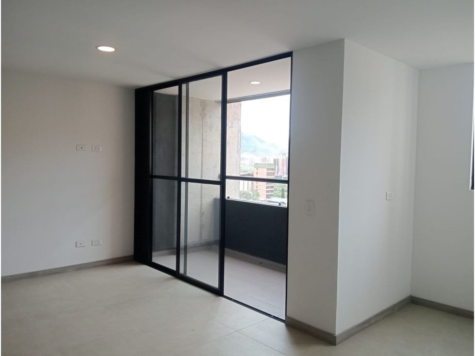 APARTAMENTO EN ARRIENDO EN CABAÑAS — foto 3
