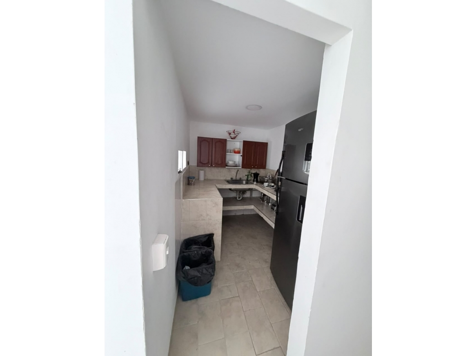 LOCAL EN ARRIENDO SECTOR AV BOLIBARIANA — foto 6