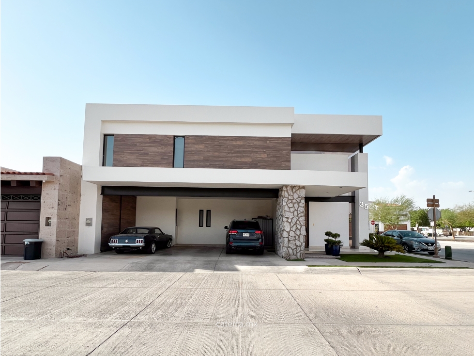 VENTA / Casa Punta de Lago — foto 3