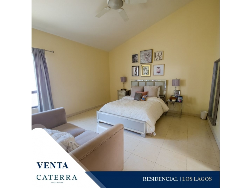 VENTA / Casa Los Lagos