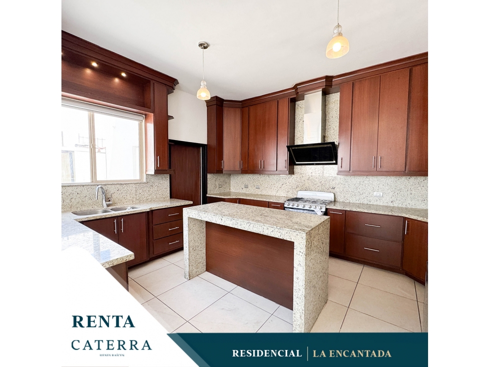 RENTA / Casa La Encantada Residencial