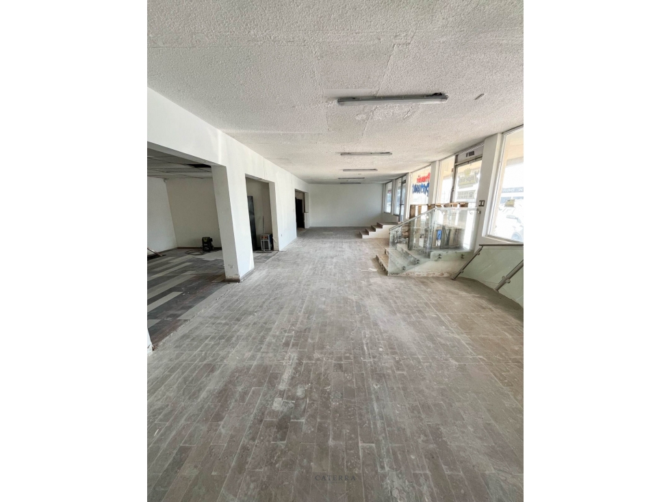 RENTA / Locales Blvd. Luis Encinas - 2