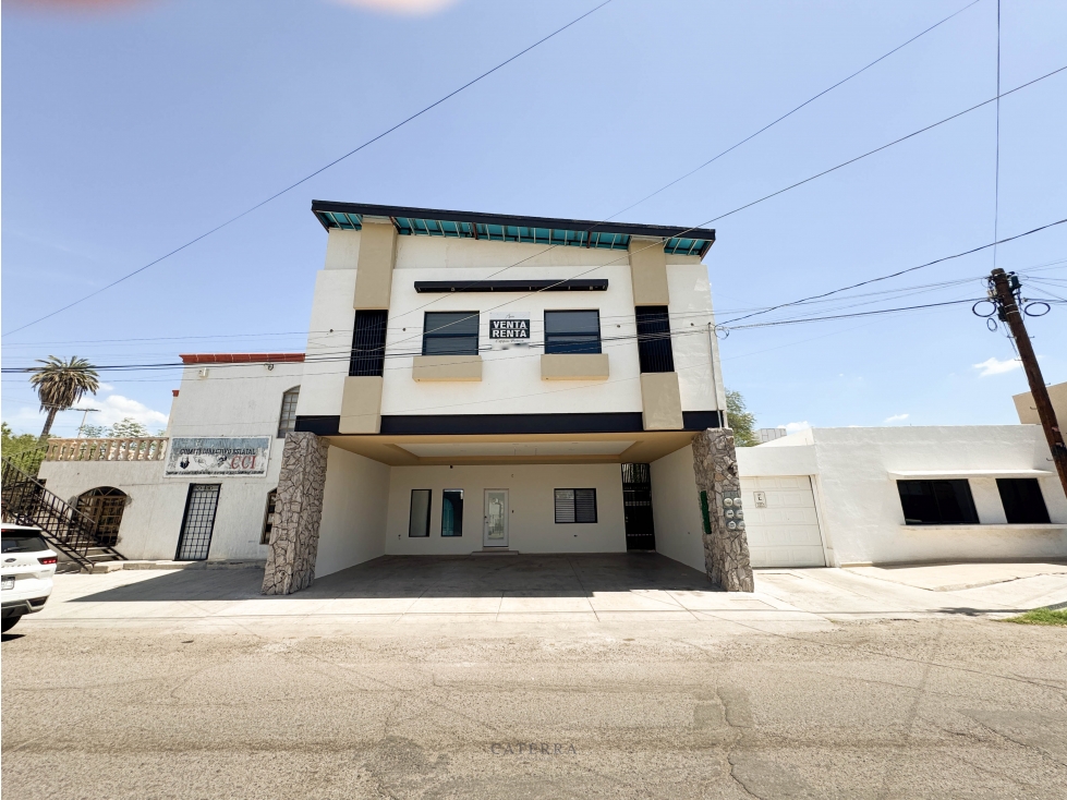 VENTA / Edificio con Oficinas Centenario - 2