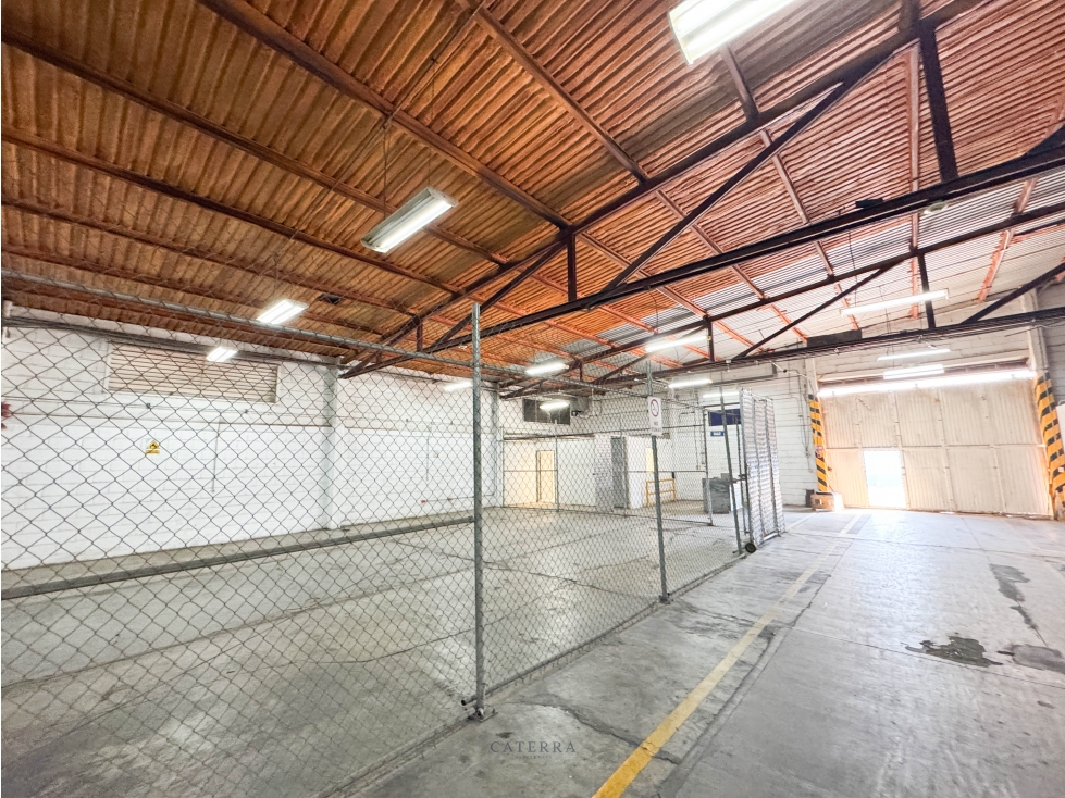 VENTA-RENTA Bodega Santa Fe - 5