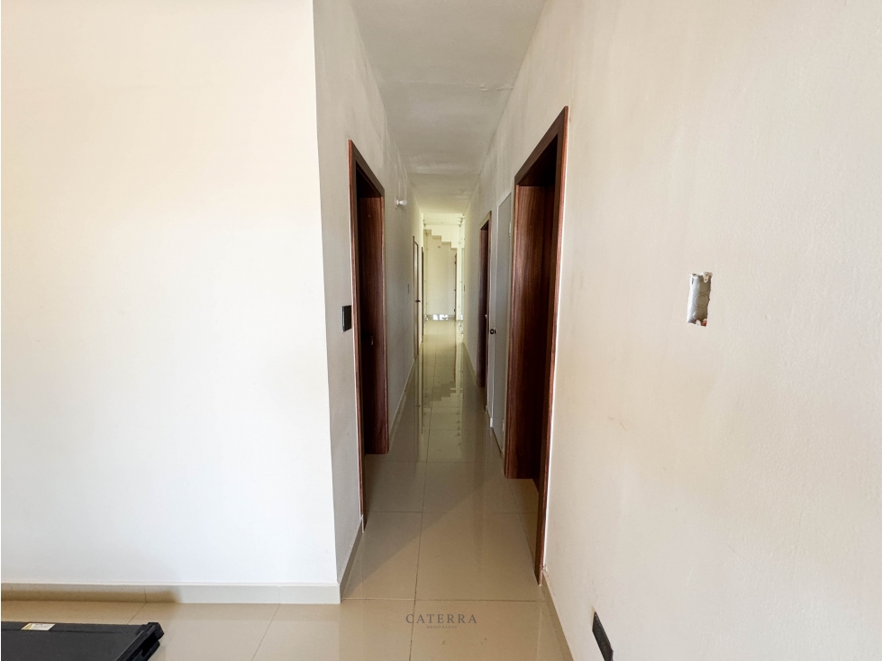 VENTA / Edificio con Oficinas Centenario - 6