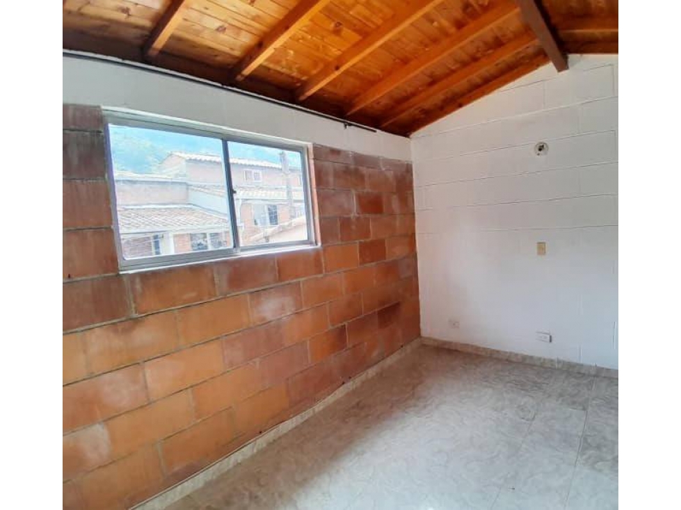 CASA EN VENTA EN CASAS DE COMFENALCO TRAPICHE-BELLO — foto 5