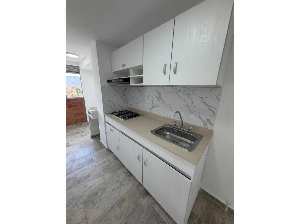 APARTAMENTO EN RENTA O VENTA EN UNIDAD ENSENADA SECTOR AMAZONÍA — foto 2