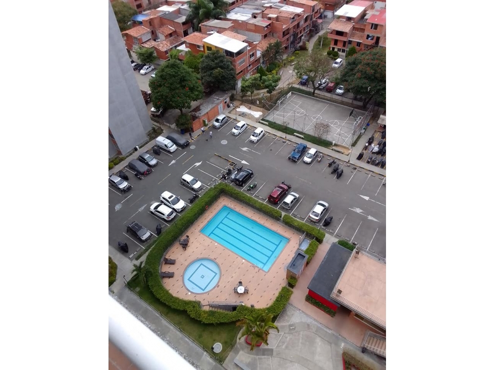 VENTA DE HERMOSO APTO EN UNIDAD RESIDENCIAL TULIPANES-BELLO — foto 2