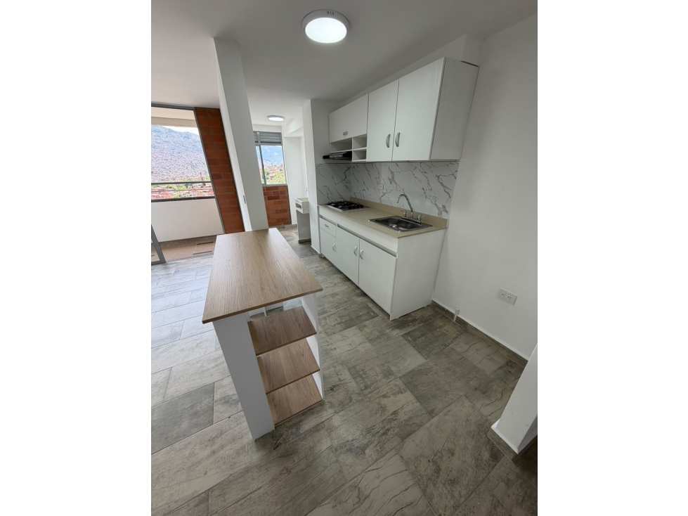 APARTAMENTO EN RENTA O VENTA EN UNIDAD ENSENADA SECTOR AMAZONÍA
