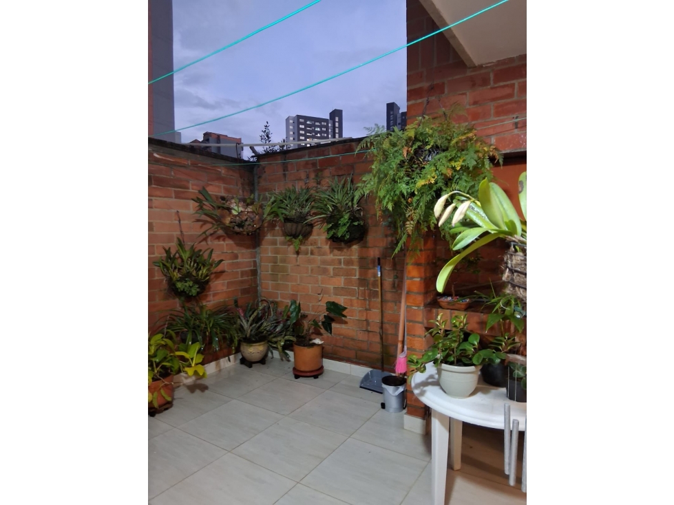 POR INMOBILIARIA- CASA EN ARRIENDO - ITAGUI, SECTOR SURAMERICANA - 6
