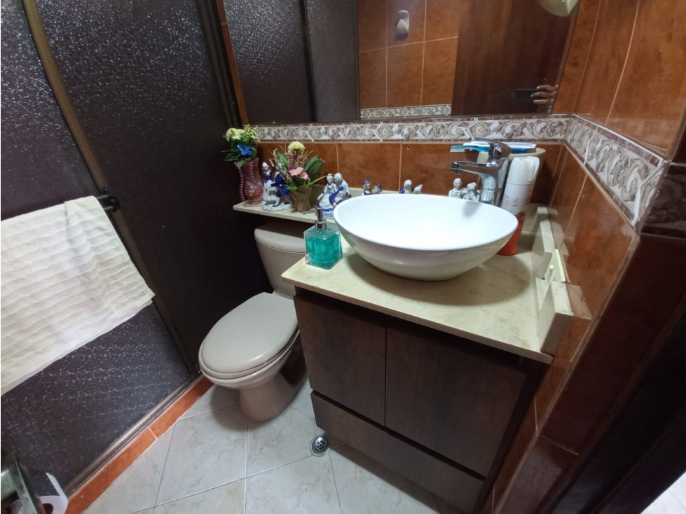 SE VENDE CASA DUPLEX, BARRIO LA FLORIDA DE BELLO — foto 6