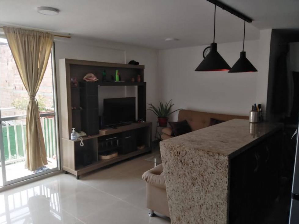 SE VENDE HERMOSO APARTAMENTO EN UNIDAD RESIDENCIAL ARBOLEDA DEL CAMPO