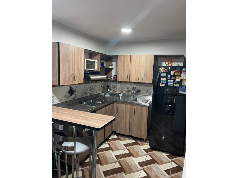 VENTA DE AMPLIA CASA EN EL BARRIO PEREZ — foto 2