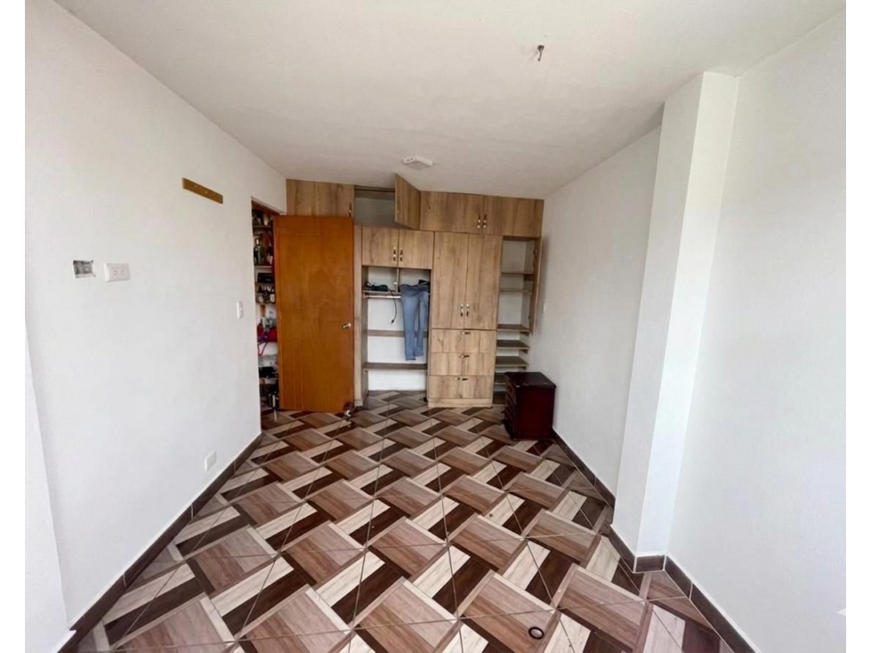 VENTA DE AMPLIA CASA EN EL BARRIO PEREZ — foto 6