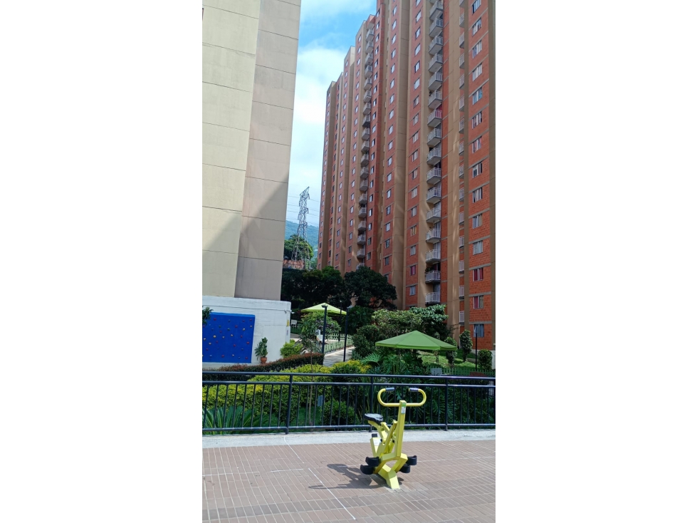 SE VENDE HERMOSO APARTAMENTO EN UNIDAD RESIDENCIAL ARBOLEDA DEL CAMPO — foto 3