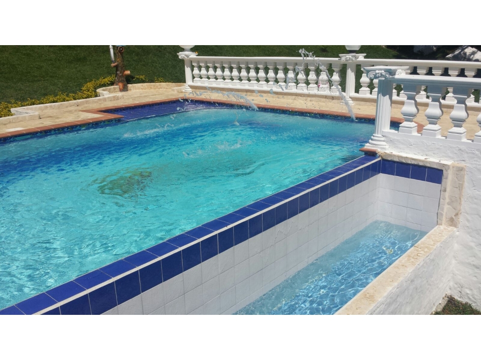 HERMOSA FINCA EN VENTA UBICADA EN COPACABANA A 2 KIM DE LA AUTOPISTA — foto 4