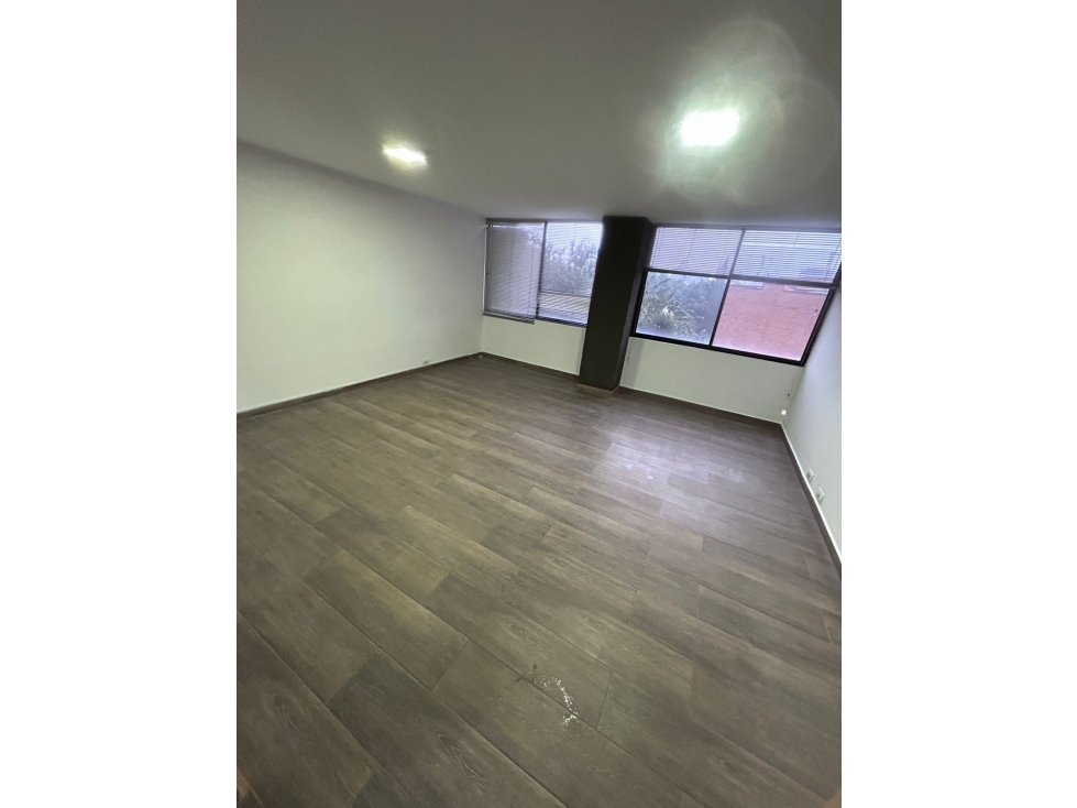 INMOBILIARIA - LOCAL EN ARRIENDO - PORTAL DEL CERRO, ENVIGADO — foto 3