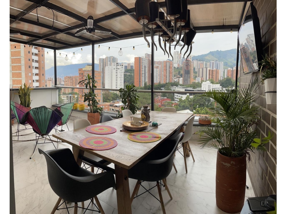 Penthouse en Venta Tres Esquinas, Sabaneta
