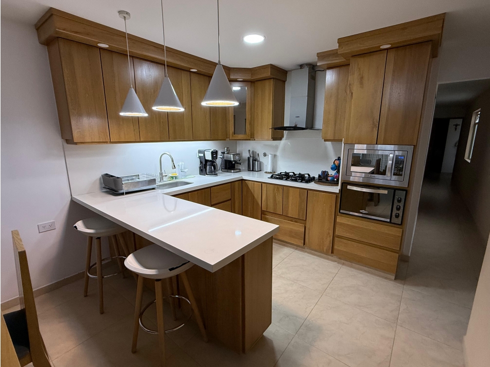 Apartamento Dúplex en Venta Simón Bolívar, Itagüí