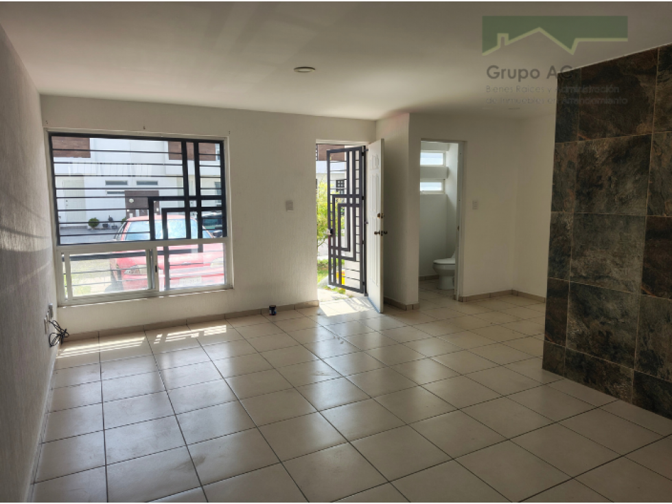 RENTA DE CASA EN REAL DEL MARQUES R-1314 - 4