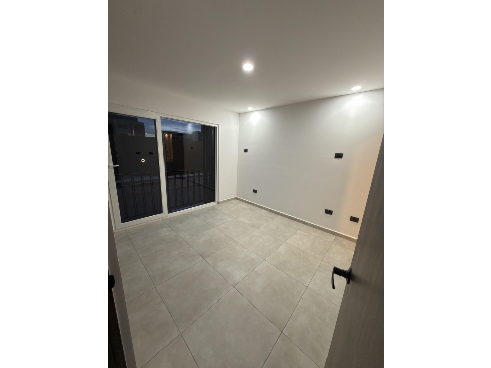 RENTA DEPARTAMENTO EN VILLAS LA JOYA R-1347 - 3