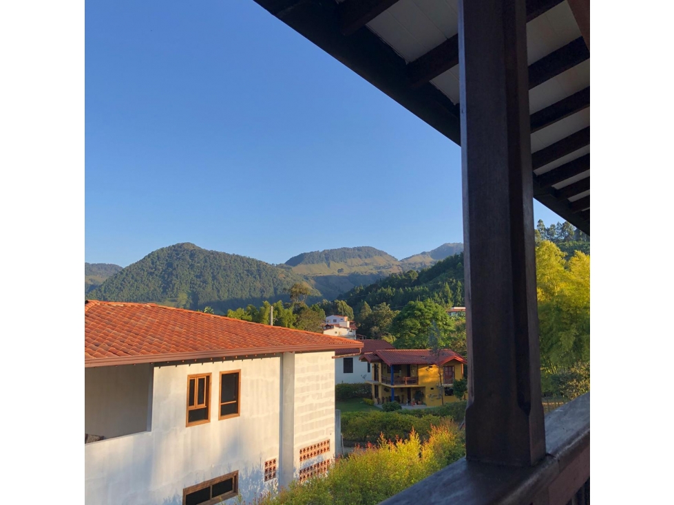 SE VENDE CASA CAMPESTRE DOS NIVELES - JARDÍN ANTIOQUIA - 1