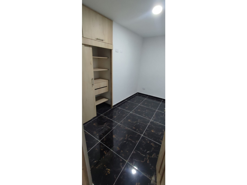 SE VENDE APARTAMENTO - MEDELLIN SECTOR BUENOS AIRES — foto 4