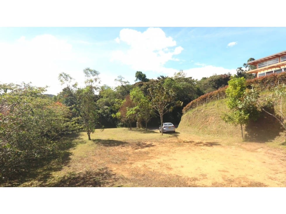 LOTE DISPONIBLE PARA VENTA - ALTO DE LAS PALMAS — foto 2
